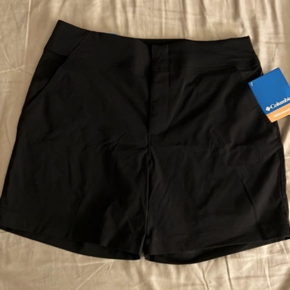 SALE‼️🥰🩳 Cute Columbia Shorts! - Picture 8 of 11